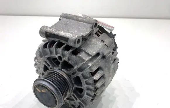 Skoda Octavia Mk4 Generator/alternator 06K903026E
