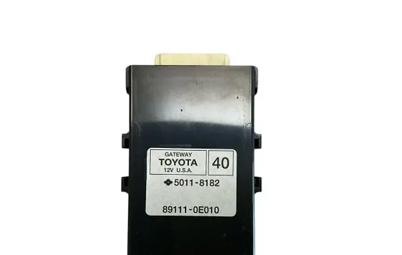 Toyota Highlander XU50 GPS navigation control unit/module 891110e010 89111-0e010 5011-8182