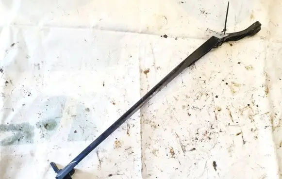 Fiat Croma Front wiper blade arm