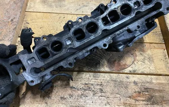 Mercedes-Benz A W169 Intake manifold a6400001337 6400001337