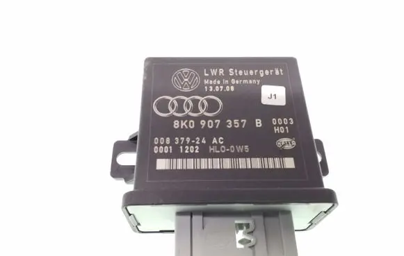 Audi A4 S4 B8 8K Light module LCM 8K0907357B