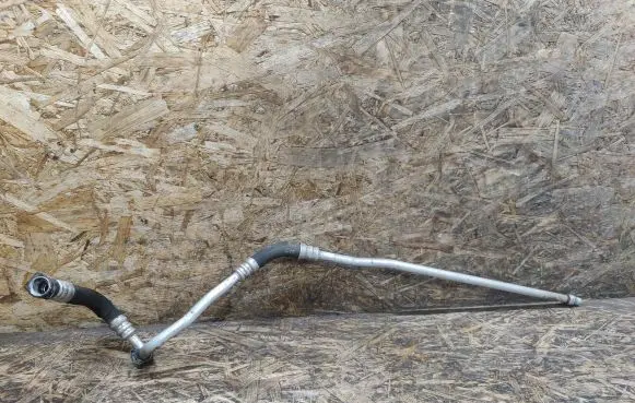 BMW 7 F01 F02 F03 F04 Oil cooling pipe 563457983201