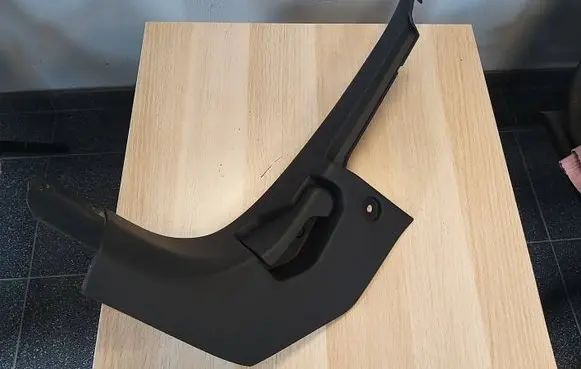 Citroen C4 III e-C4 Front sill trim cover 98334227ZD