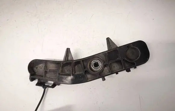 Toyota Avensis T270 Rear bumper mounting bracket 5257705020