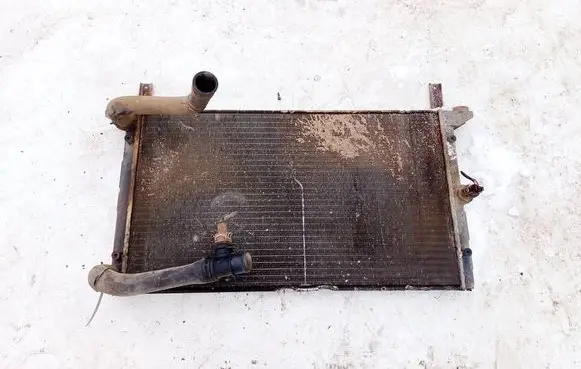 Seat Alhambra (Mk1) Coolant radiator 7m0121253b