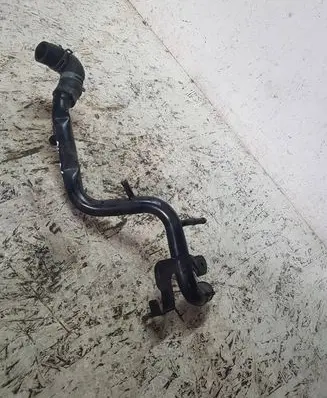 Audi A4 S4 B7 8E 8H Engine coolant pipe/hose