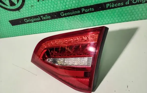 Audi A4 S4 B8 8K Tailgate rear/tail lights 8K9945094E