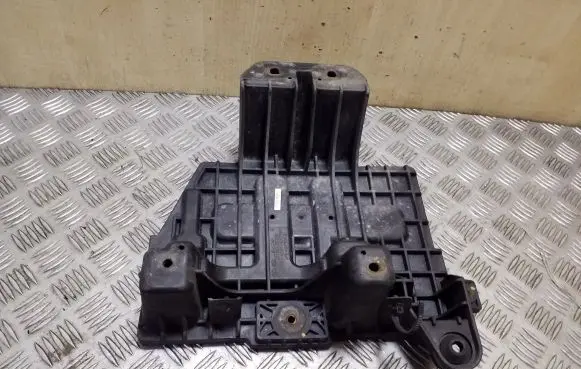 Battery tray