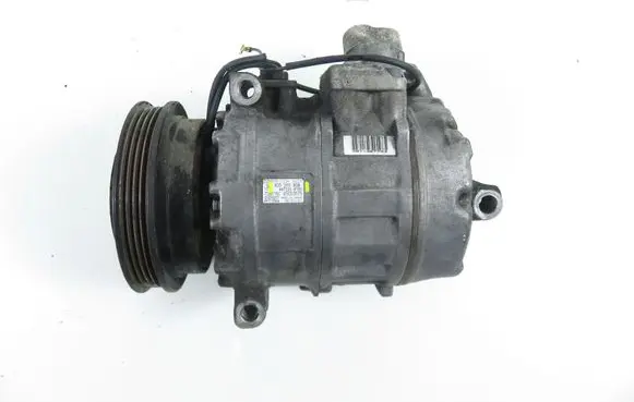 Volkswagen PASSAT B5.5 Air conditioning (A/C) compressor (pump) 8D0260808 4472208180