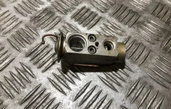 Opel Astra H Air conditioning (A/C) expansion valve 324336 tbf324336