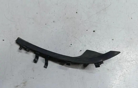 Nissan Note (E12) Windshield trim 668943VV0A
