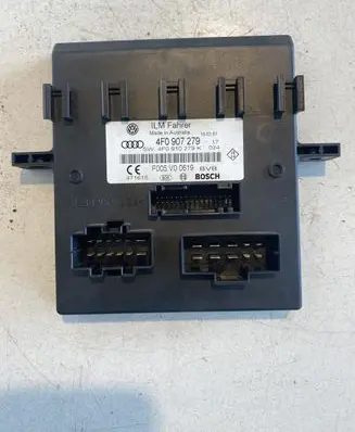 Audi Q7 4L Comfort/convenience module 4F0907279