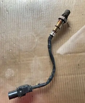 Hyundai ix35 Lambda probe sensor 9350933002 398502A410