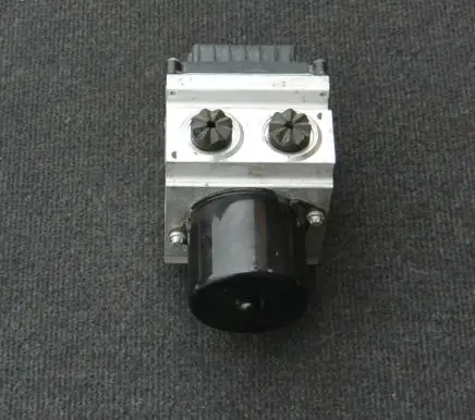 Volkswagen PASSAT B6 ABS Pump 3C0614109P16705905