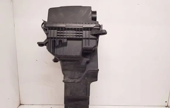 KIA Rio Air filter box