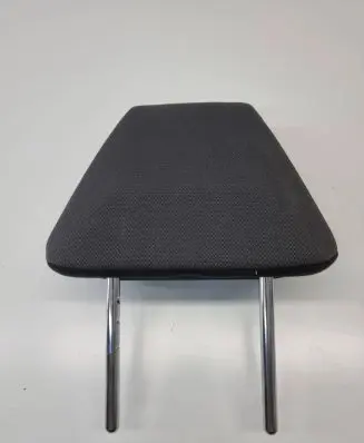 Toyota RAV 4 (XA50) Front seat headrest 