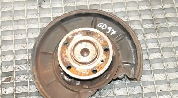 Mercedes-Benz B W245 Rear wheel hub