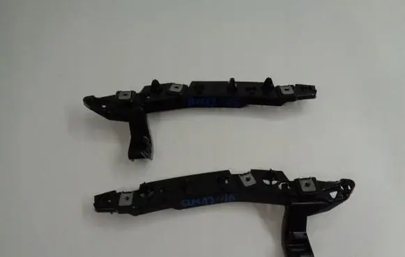Citroen C5 Aircross Fender mounting bracket 9826714280