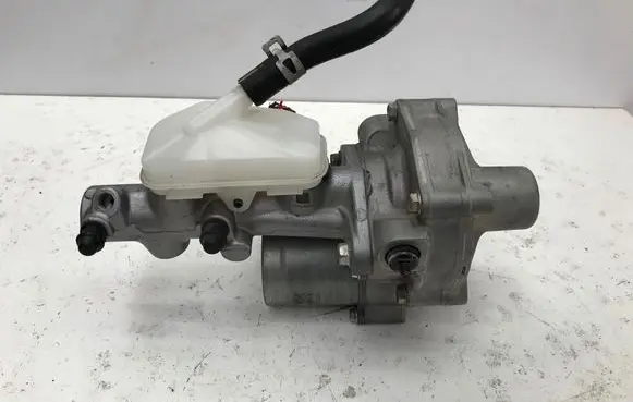 Honda ZR-V Master brake cylinder 275P54008C