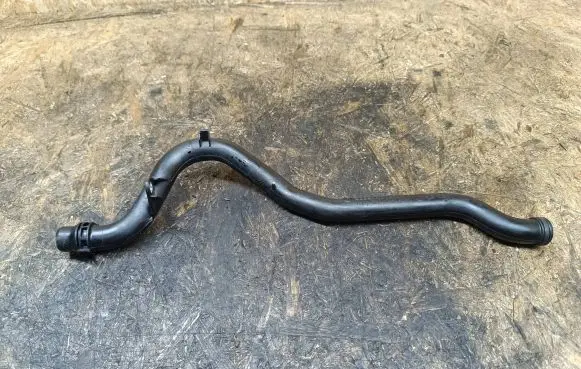 Audi Q5 SQ5 Engine coolant pipe/hose 06E121065N