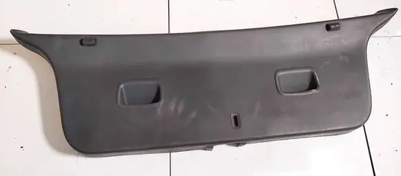 Volkswagen Polo IV 9N3 Other trunk/boot trim element 6q6867601j