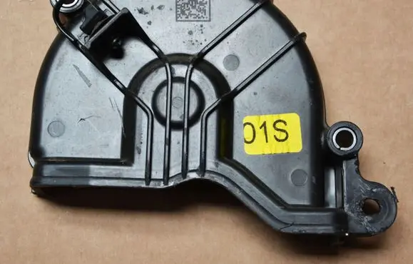 Volkswagen Golf VII Timing belt guard (cover) 04E109121D
