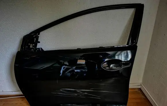 Honda Civic IX Front door
