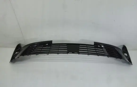 Opel Astra L Front bumper lower grill 9847194680