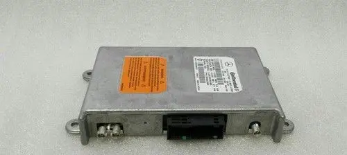 Mercedes-Benz CLA C117 X117 W117 Central body control module A1669003400