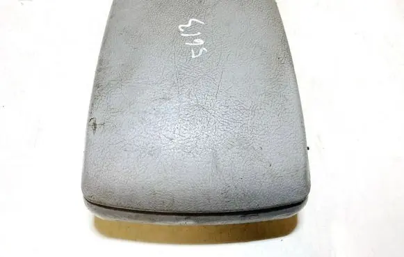 KIA Sorento Armrest