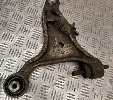 Volvo V70 Front lower control arm/wishbone
