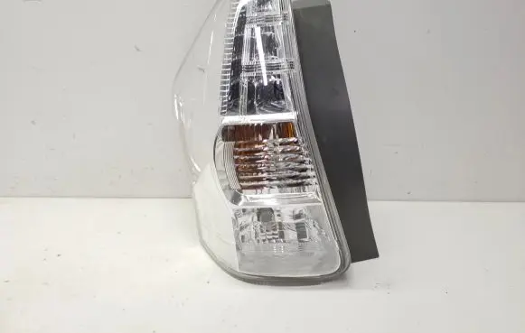 Toyota Prius+ (ZVW40) Rear/tail lights