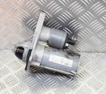 Renault Megane III Starter motor 233008362R 28F70222GM