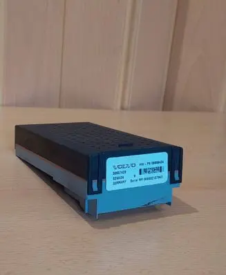Volvo V70 Fuse module 30657428