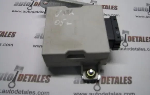 Toyota Corolla Verso AR10 Window wiper relay 859400F010