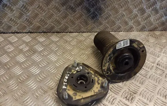 Toyota Corolla E140 E150 Front upper strut mount F111L 080226 Y8358