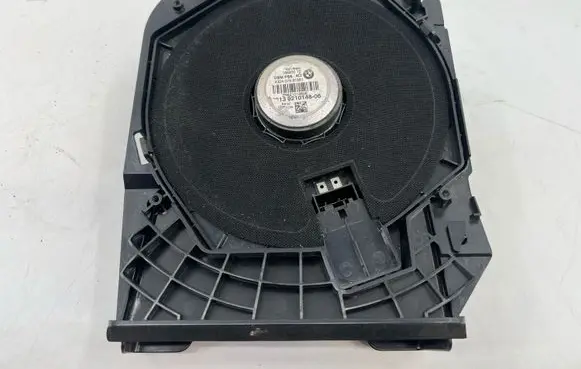 BMW 1 F20 F21 Subwoofer speaker 18820010
