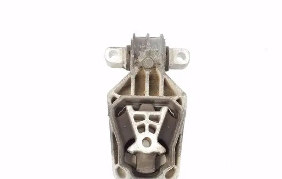 Engine mount bracket