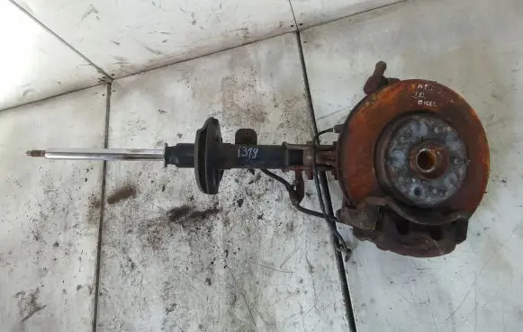Chevrolet Captiva Front wheel hub spindle knuckle