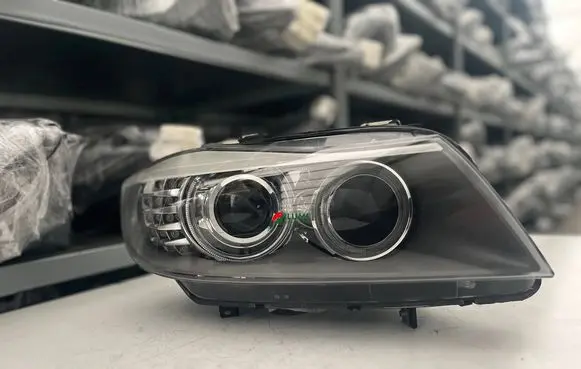 BMW 3 E90 E91 Headlight/headlamp 7202584