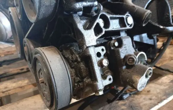 Audi A6 S6 C6 4F Air conditioning (A/C) compressor (pump) 4F0260805AE