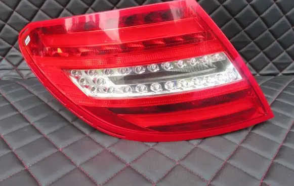 Mercedes-Benz C W204 Rear/tail lights 2048205464 601000 601003