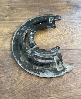 Renault Master III Rear brake disc plate dust cover 441510001r