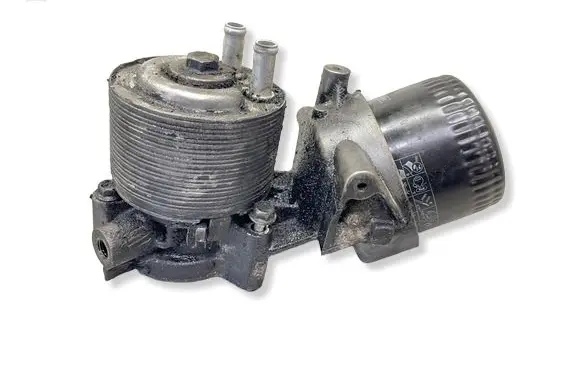 Nissan Navara D40 Oil filter mounting bracket YD25DDTI