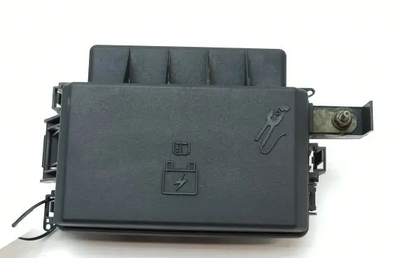Chrysler 300 - 300C Fuse module P04692233AD 16238AC 7140191430
