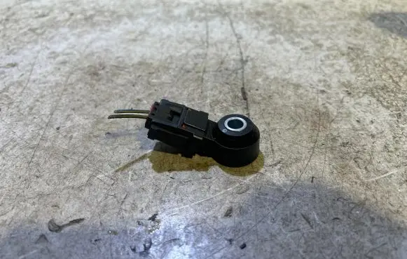 Detonation knock sensor