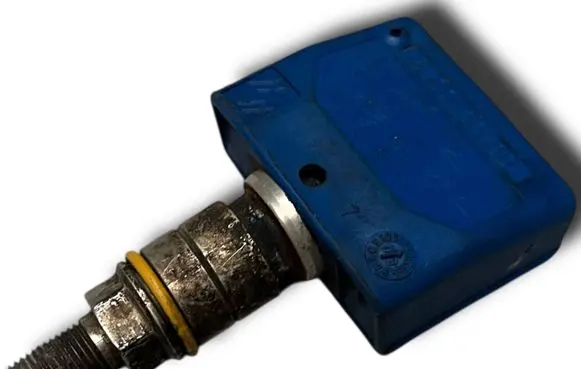Alfa Romeo Mito Tire pressure sensor T464 8200169160