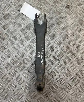 Mercedes-Benz C W204 Rear control arm A2043521288