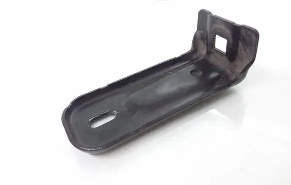 Mercedes-Benz E A207 Radiator mount bracket A2076260319