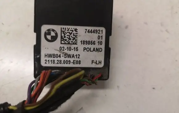 BMW X1 F48 F49 Blind spot module 211828009 211828009E08 7444921